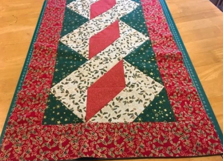 Pole Twist Table Runner Pattern Quilting Wonders