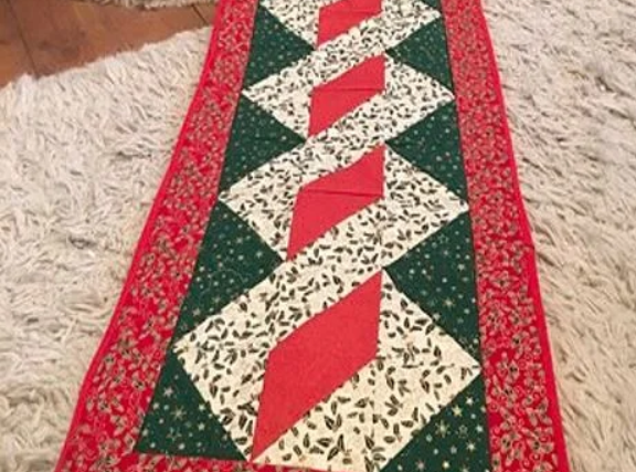 Pole Twist Table Runner