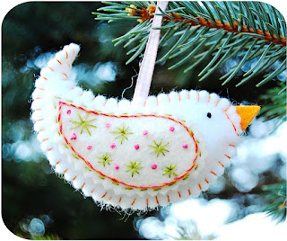 Birdie Ornament 