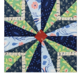 Betty’s Bloom Quilt Block