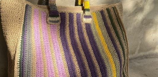 How to Crochet a Colorful Tote Bag