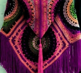 Amazing Crochet Hooded Poncho – Free Pattern