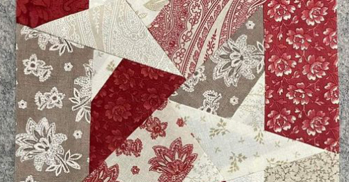 Candy Striped Holly Star Quilt Block Free Pattern