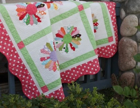 Dresden Plate Quilt Free Pattern