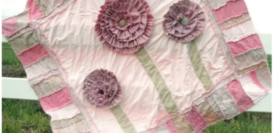 Ruffled Flower Rag Quilt